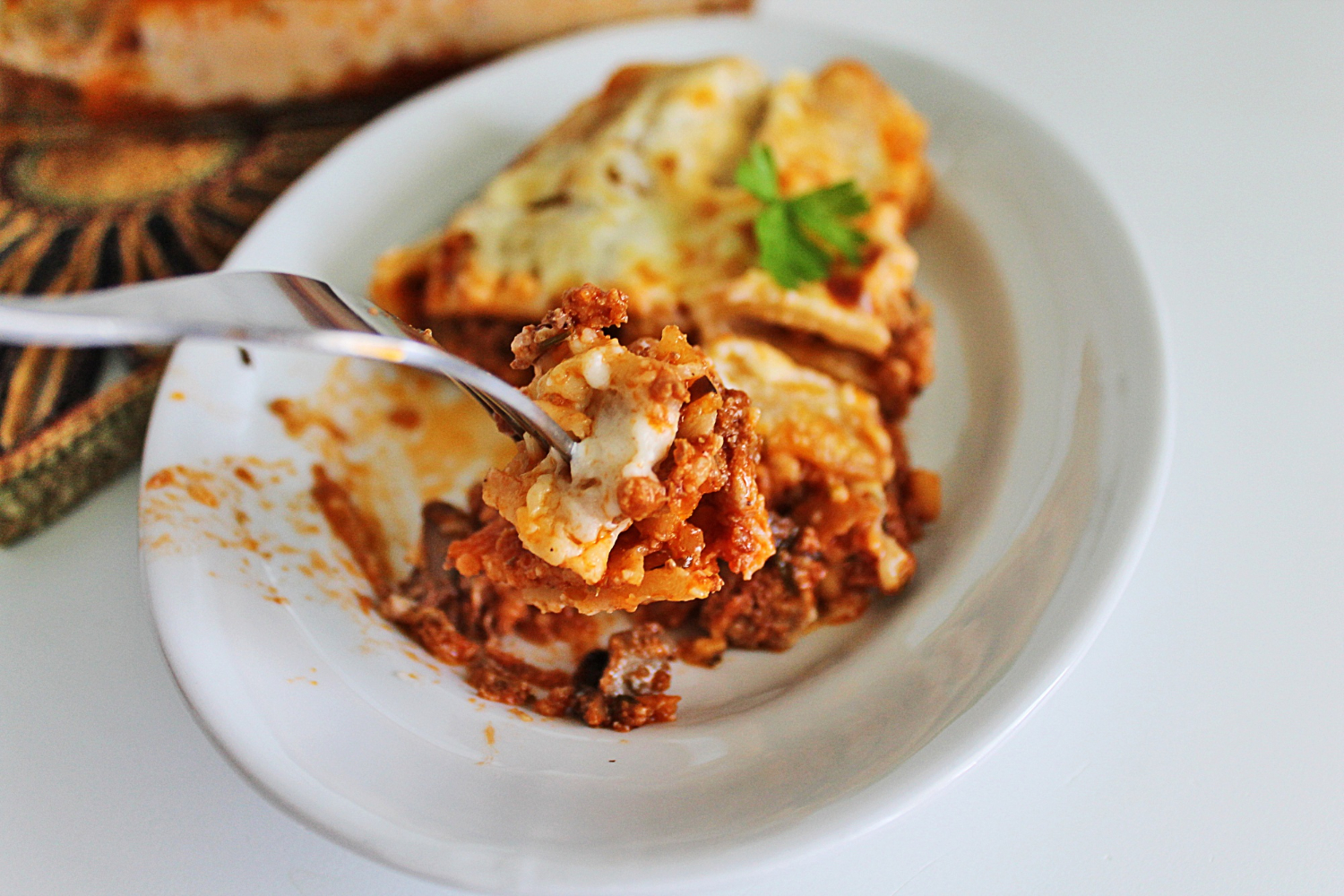 Lasagnette met een krokante kaaslaag, perfect bereid in de airfryer.